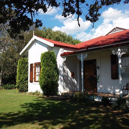 Toad Hall Guest House Wakkerstroom Exterior foto