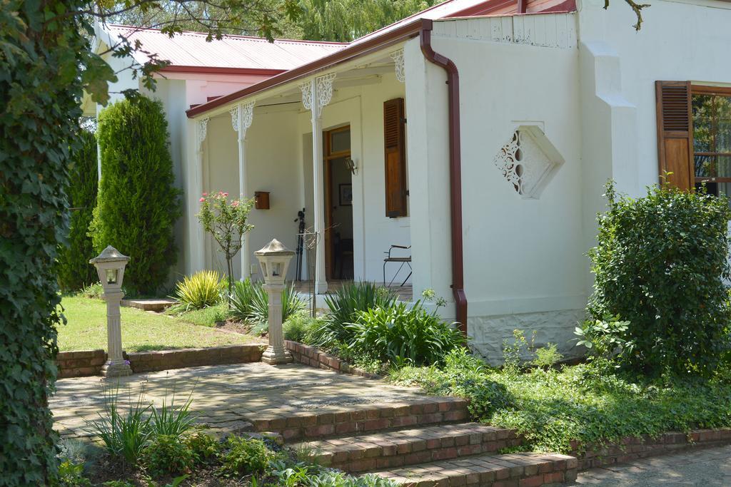 Toad Hall Guest House Wakkerstroom Exterior foto